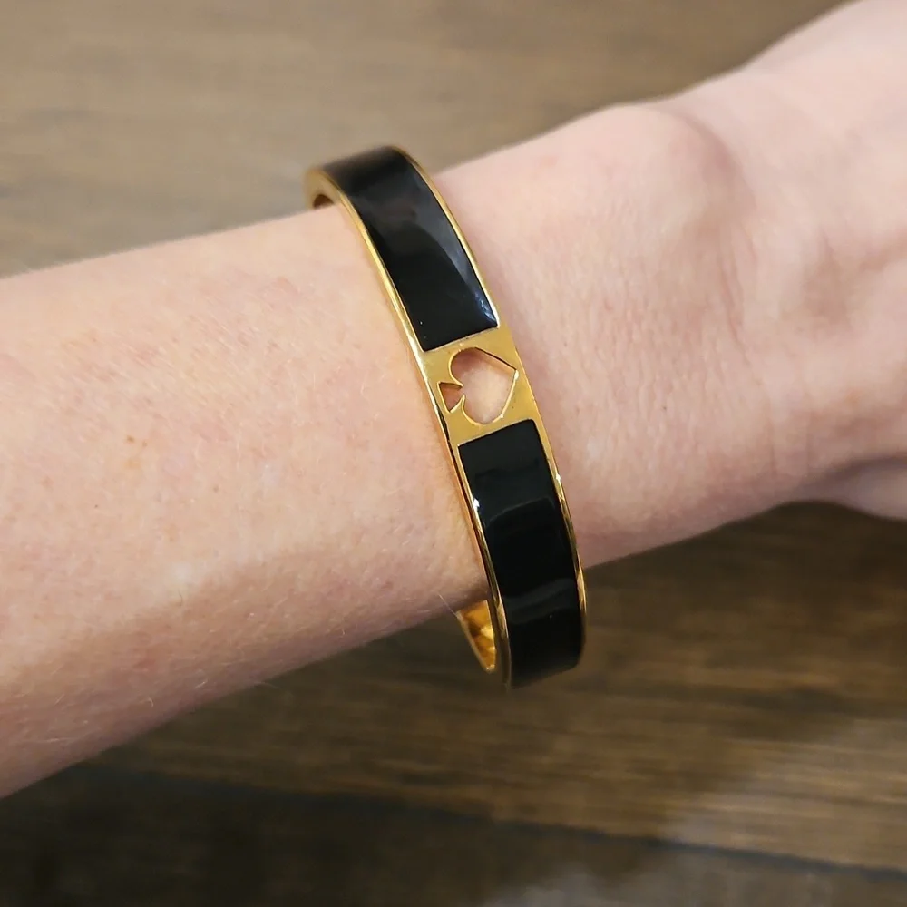 Kate Spade ♠️ Black & Gold Hole Punch Spade Hinged Bangle Bracelet - Picture 7 of 10